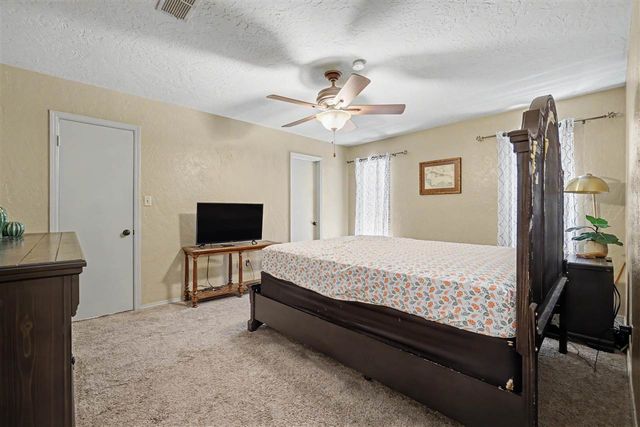 4806 NE Columbia Ave, Lawton, OK 73507