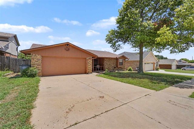4806 NE Columbia Ave, Lawton, OK 73507