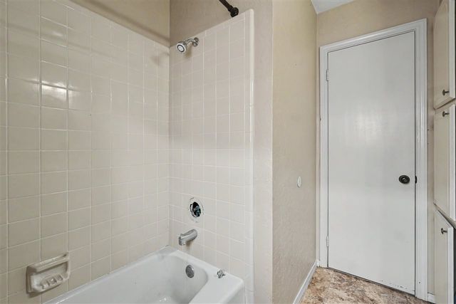 4806 NE Columbia Ave, Lawton, OK 73507