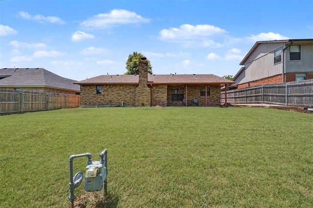 4806 NE Columbia Ave, Lawton, OK 73507