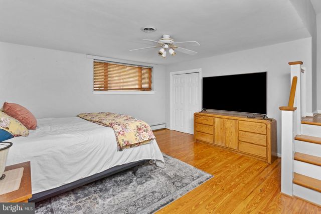 23 BLOOMER DR, Burlington, NJ 08016