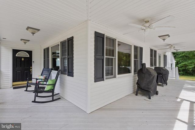23 BLOOMER DR, Burlington, NJ 08016
