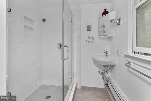 23 BLOOMER DR, Burlington, NJ 08016