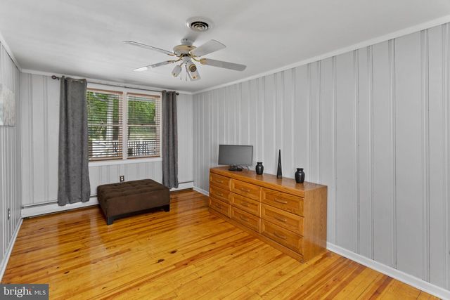 23 BLOOMER DR, Burlington, NJ 08016