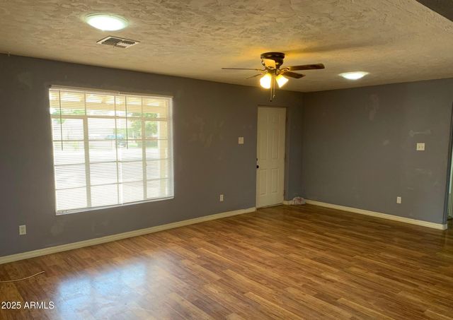 111 W CHAMBERS Street, Phoenix, AZ 85041