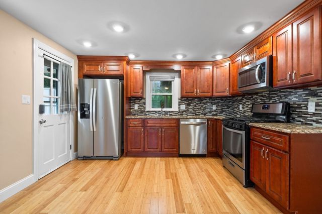 316 Vane 1, Revere, MA 02151