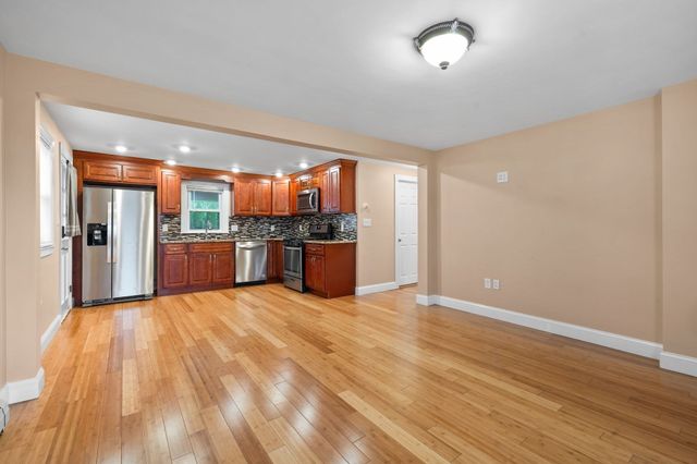 316 Vane 1, Revere, MA 02151