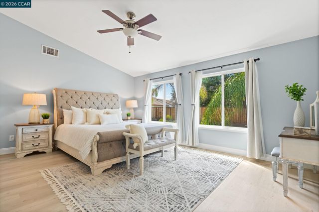 5418 Navajo Ct, Antioch, CA 94531