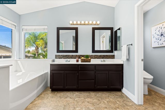 5418 Navajo Ct, Antioch, CA 94531
