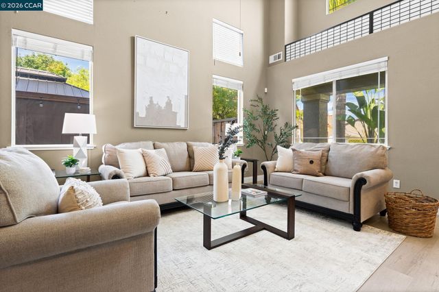 5418 Navajo Ct, Antioch, CA 94531
