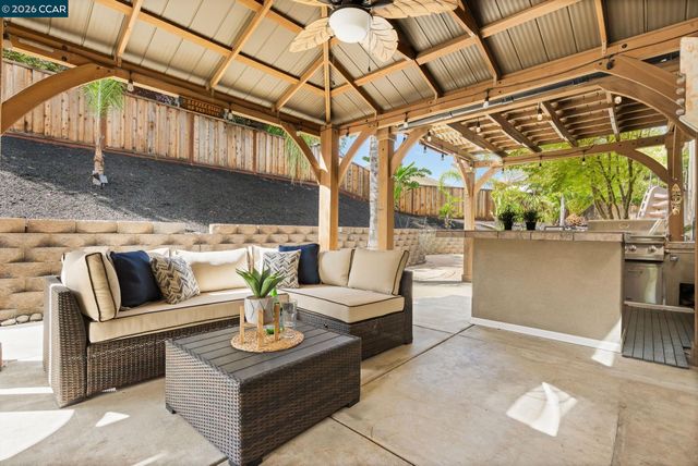 5418 Navajo Ct, Antioch, CA 94531