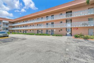 18555 NE 14th Avenue 502, Miami, FL 33179