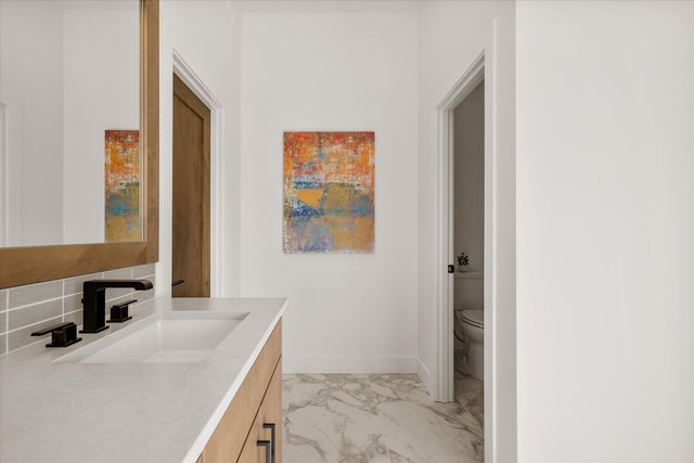 13210 SW Seven Peaks Loop, Powell Butte, OR 97753