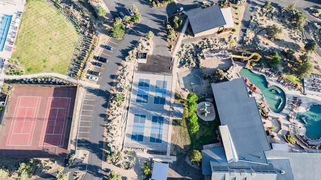 13210 SW Seven Peaks Loop, Powell Butte, OR 97753