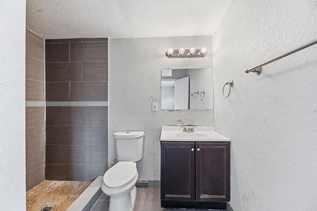1640 NE 32ND Place, Pompano Beach, FL 33064