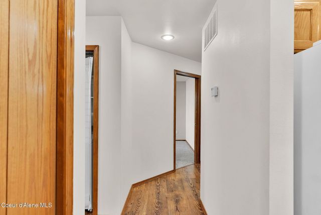 8233 N Ridgewood DR, APT 4, Hayden, ID 83835