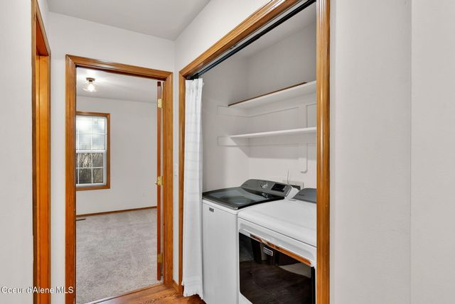 8233 N Ridgewood DR, APT 4, Hayden, ID 83835