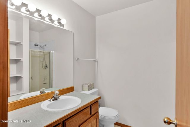 8233 N Ridgewood DR, APT 4, Hayden, ID 83835