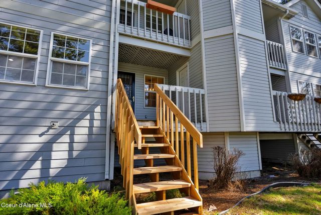 8233 N Ridgewood DR, APT 4, Hayden, ID 83835