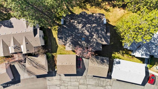 8233 N Ridgewood DR, APT 4, Hayden, ID 83835