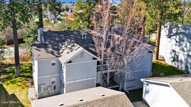 8233 N Ridgewood DR, APT 4, Hayden, ID 83835