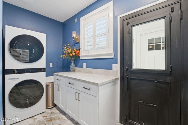2709 E TAMARISK Street, Gilbert, AZ 85296