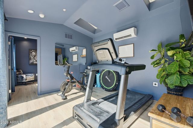 2709 E TAMARISK Street, Gilbert, AZ 85296