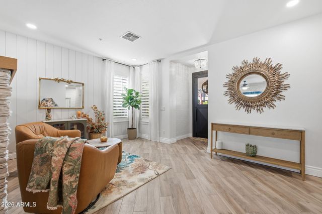 2709 E TAMARISK Street, Gilbert, AZ 85296