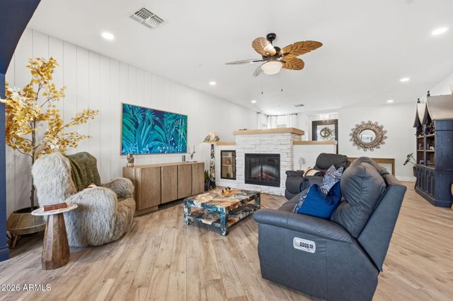 2709 E TAMARISK Street, Gilbert, AZ 85296