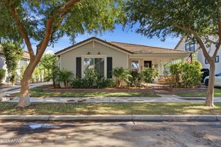 2709 E TAMARISK Street, Gilbert, AZ 85296