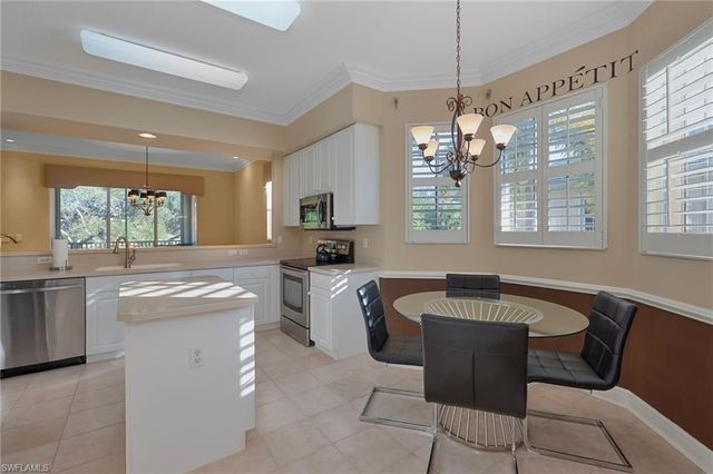 642 Vintage Reserve CIR # 3D, Naples, FL 34119