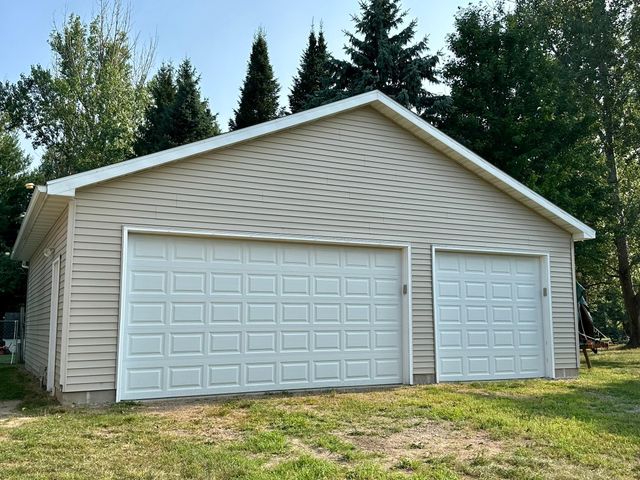 4829 253rd Street, Wyoming, MN 55092
