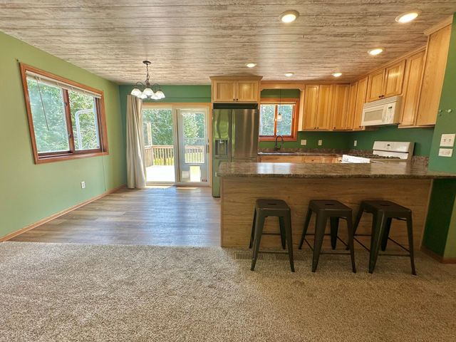 4829 253rd Street, Wyoming, MN 55092