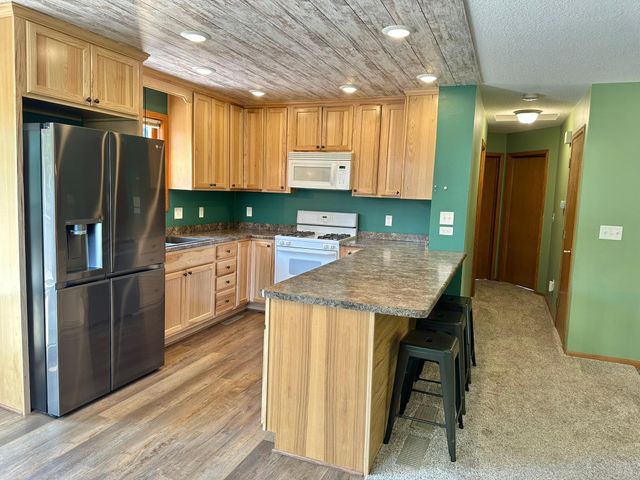 4829 253rd Street, Wyoming, MN 55092