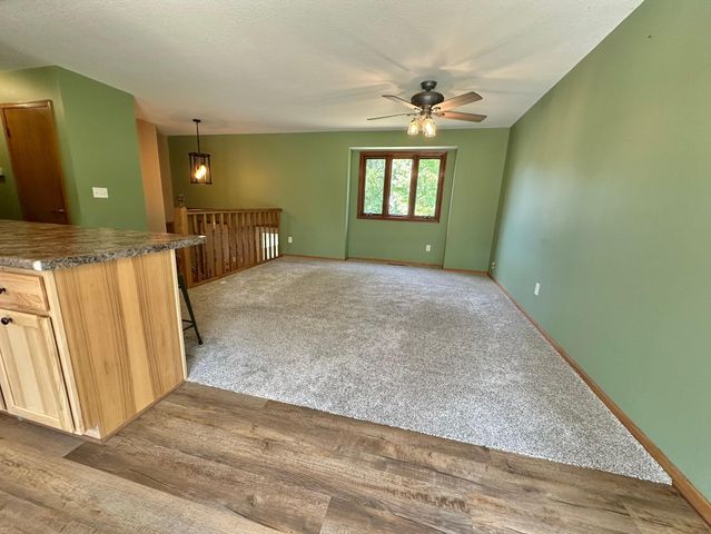 4829 253rd Street, Wyoming, MN 55092