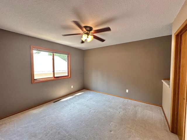4829 253rd Street, Wyoming, MN 55092