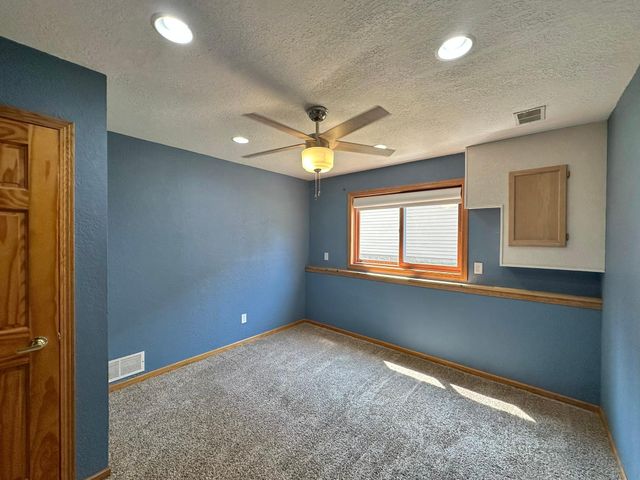 4829 253rd Street, Wyoming, MN 55092