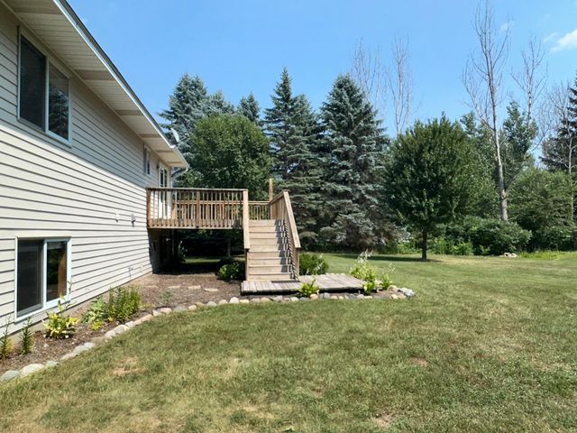 4829 253rd Street, Wyoming, MN 55092