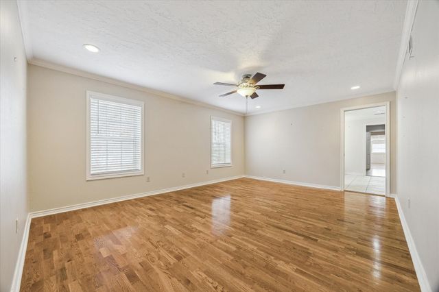 5659 Lymbar Drive, Houston, TX 77096