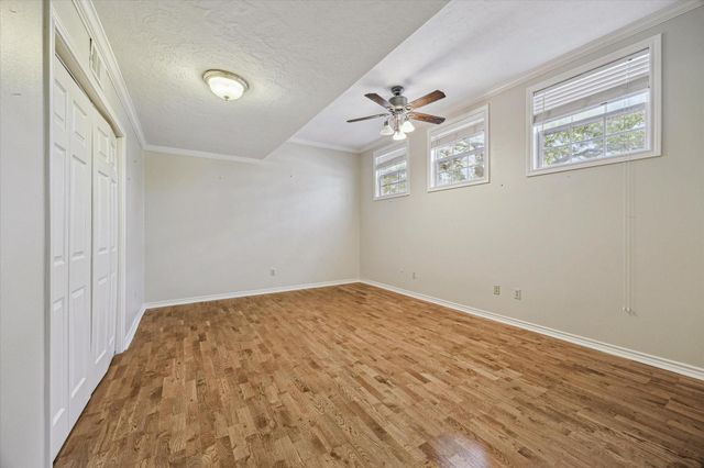 5659 Lymbar Drive, Houston, TX 77096