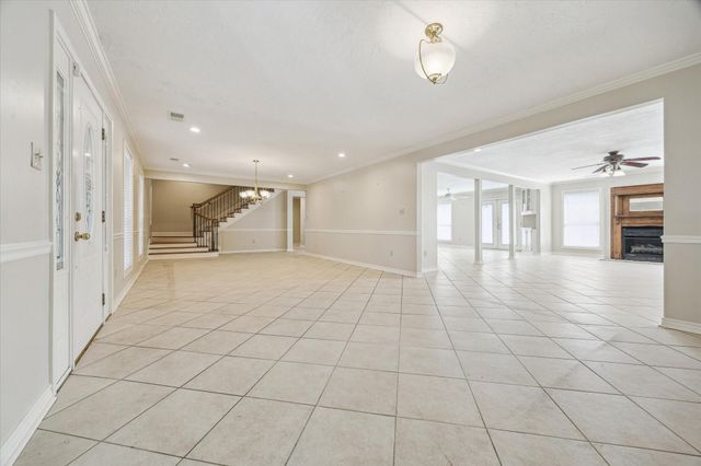 5659 Lymbar Drive, Houston, TX 77096