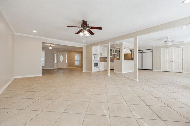 5659 Lymbar Drive, Houston, TX 77096