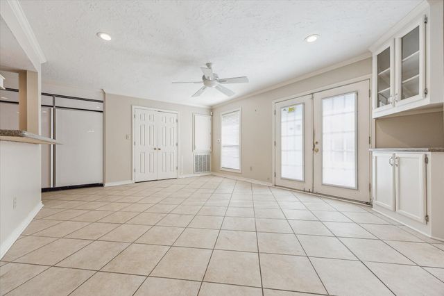 5659 Lymbar Drive, Houston, TX 77096