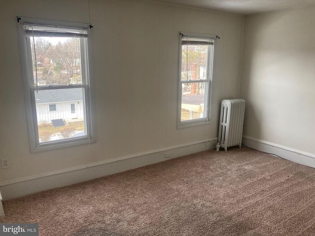 2054 W MARKET STREET, Pottsville, PA 17901