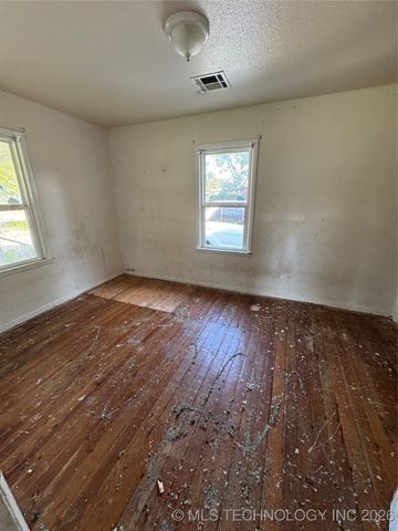 1600 S Park Street, Sapulpa, OK 74066