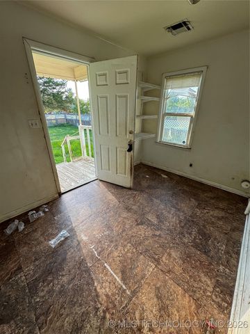 1600 S Park Street, Sapulpa, OK 74066