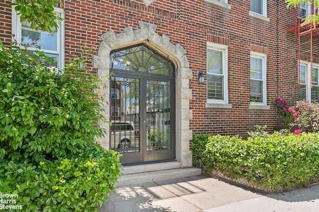 4514 43rd St Apt 4D, New York City, NY 11104