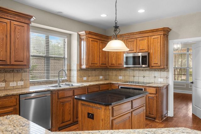 4004 Hook Bill Drive, Mckinney, TX 75072