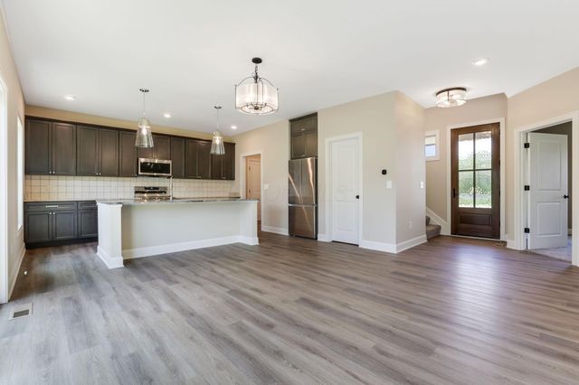 9007 Columbia Road SW, Pataskala, OH 43062
