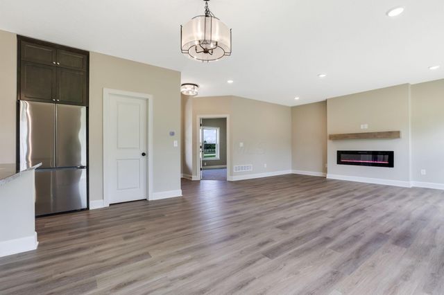 9007 Columbia Road SW, Pataskala, OH 43062